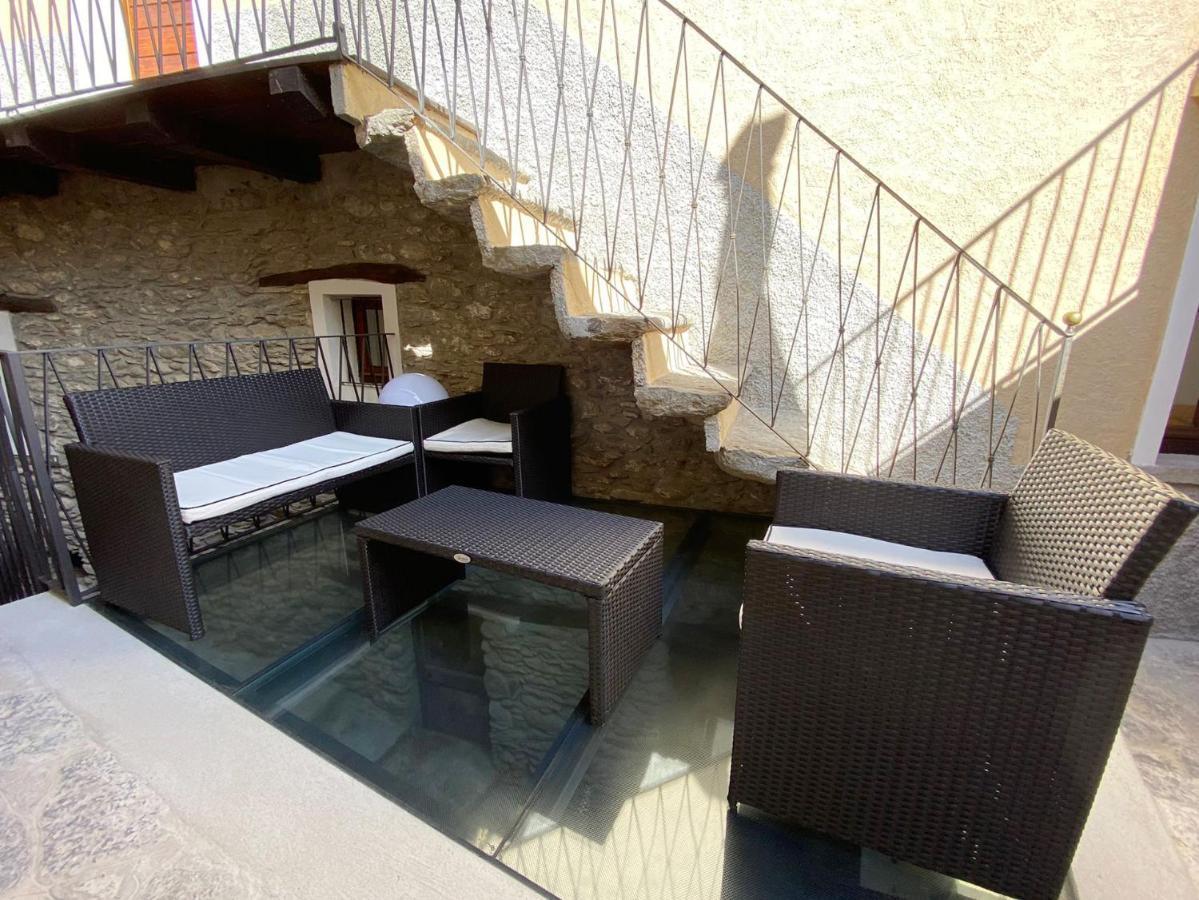 Independent Stone House With Lake View Musso Extérieur photo