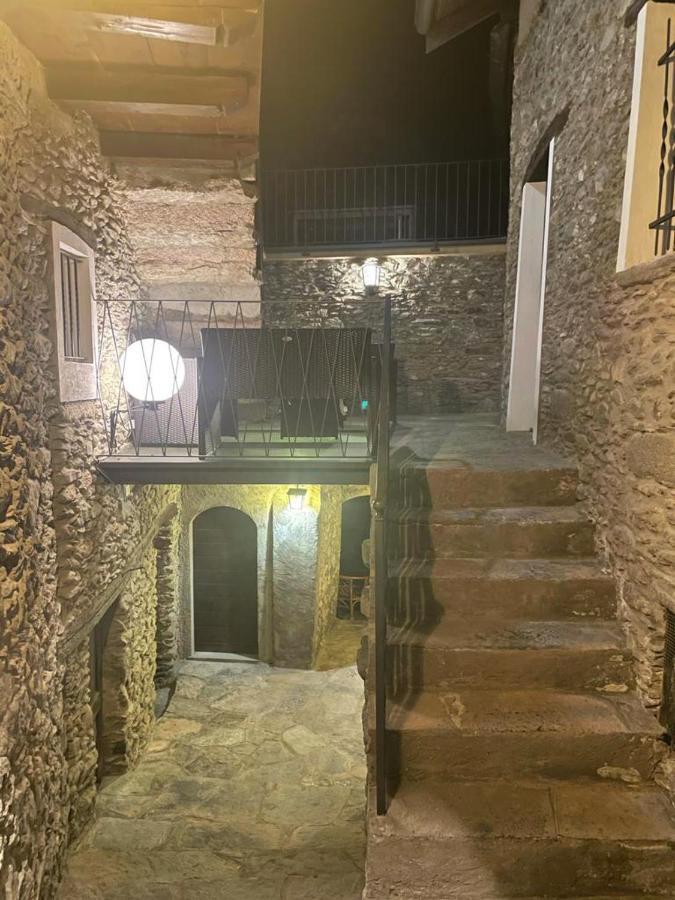 Independent Stone House With Lake View Musso Extérieur photo