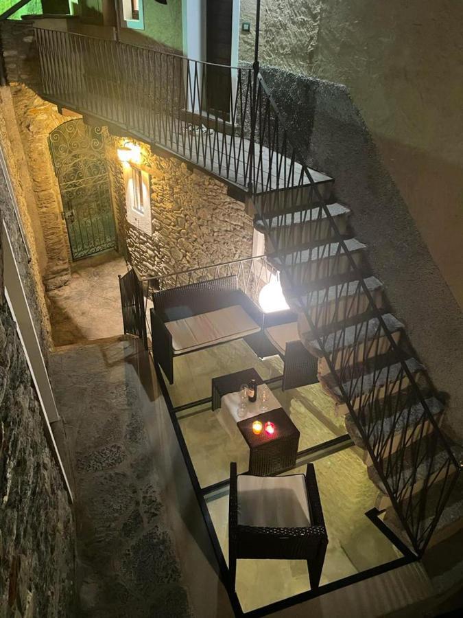 Independent Stone House With Lake View Musso Extérieur photo